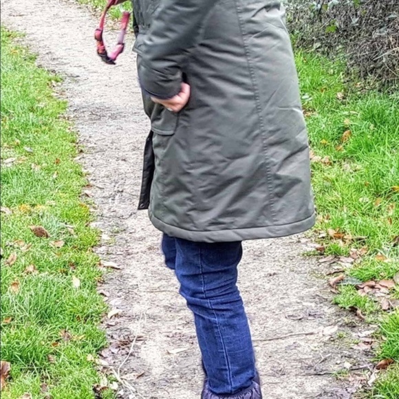 CROCS Women's Winter Puff Boots Get ready for winter. Different sizes - Picture 2 of 6